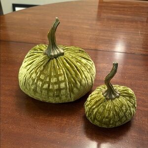 Green Velvet Pumpkin Decor Set